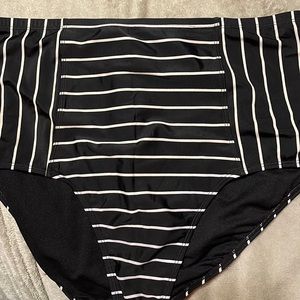 Old Navy Bathing Suit Bottom. Size XXL Black with White stripes.